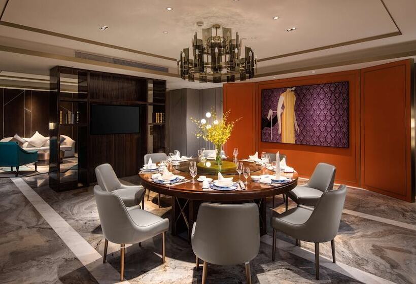 فندق Radisson Ningbo Beilun