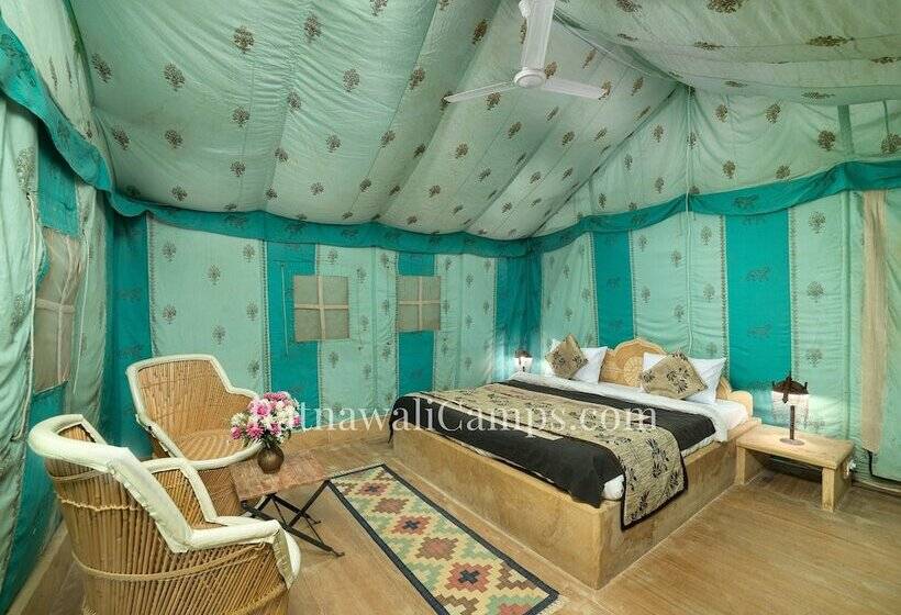 Отель Ratnawali Camps