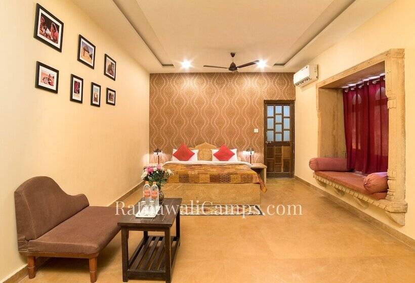 Отель Ratnawali Camps