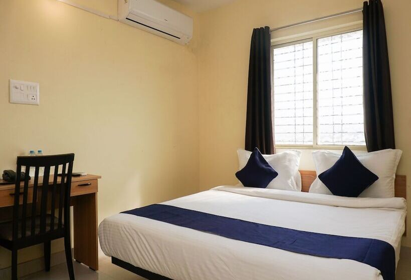 בית מלון כפרי Silverkey Executive Stays 20037 Hinjawadi