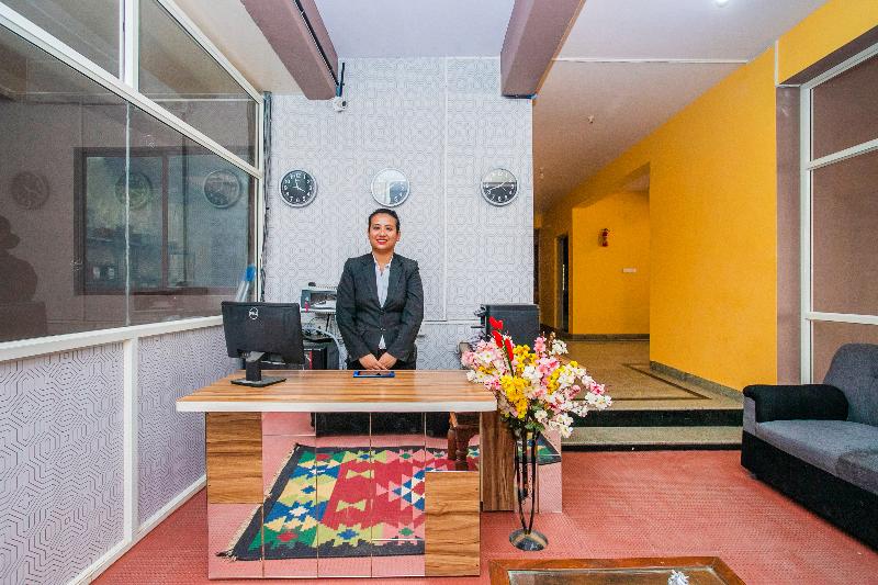 Отель Silverkey Executive Stays 24047 Airport