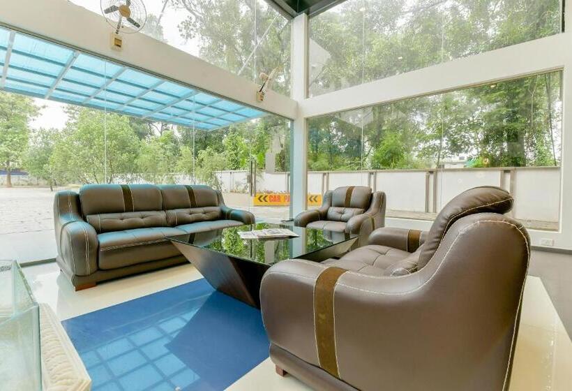 Super Hotel O Edassery Blue Bells