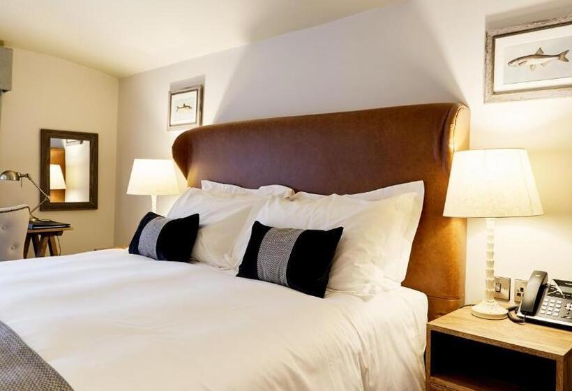 בית מלון כפרי The Wellington Arms