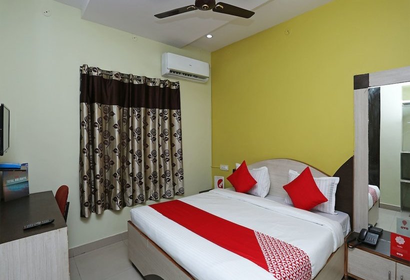 Oyo 14711 Hotel Natraj