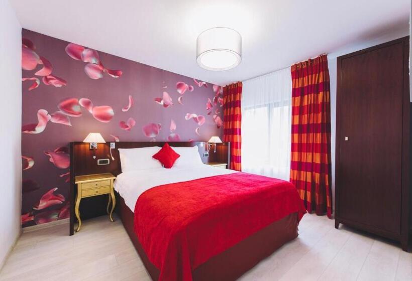 פנסיון Derby Ah