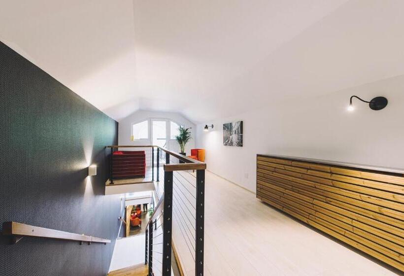 פנסיון Derby Ah