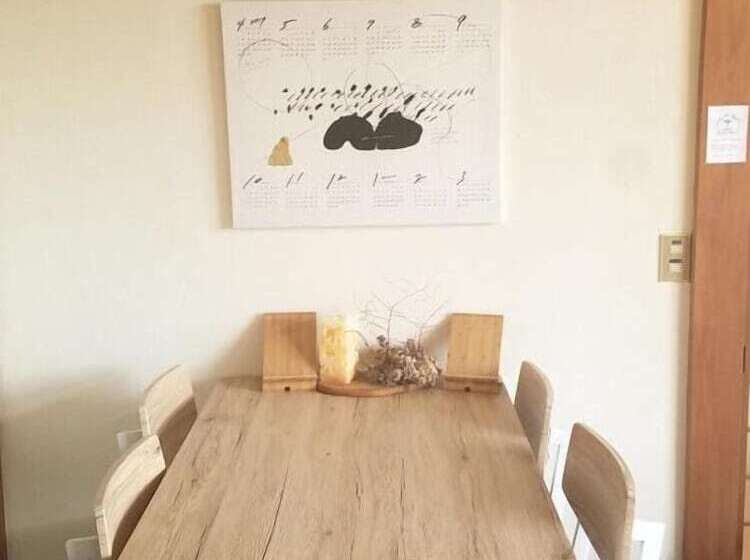 פנסיון Guesthouse Lahar  Hostel