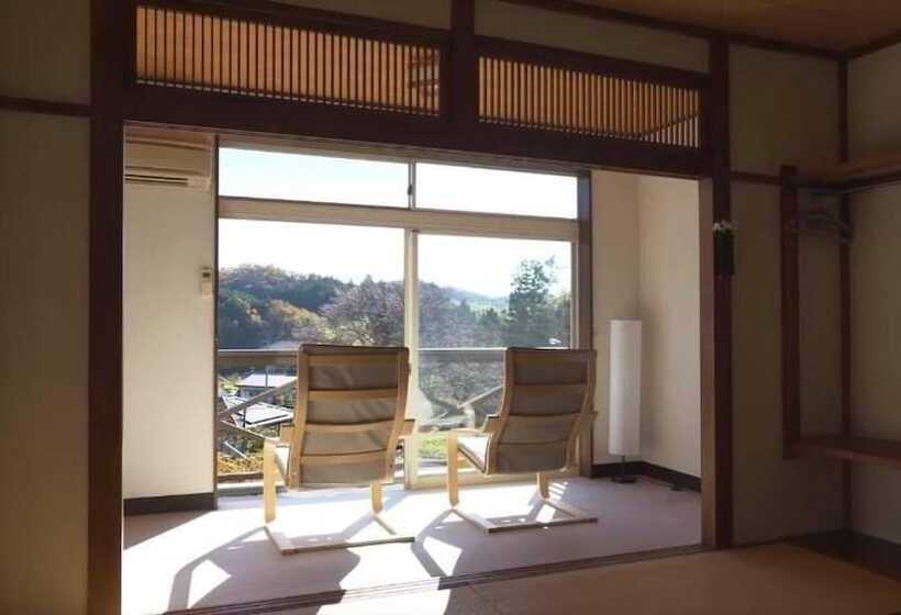 פנסיון Guesthouse Lahar  Hostel