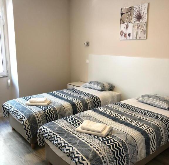 پانسیون Haobo Porto Center