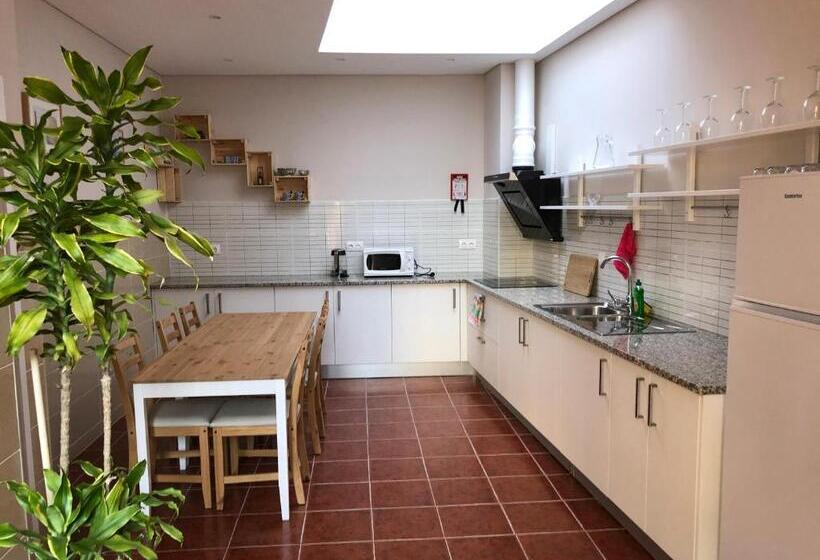 پانسیون Haobo Porto Center