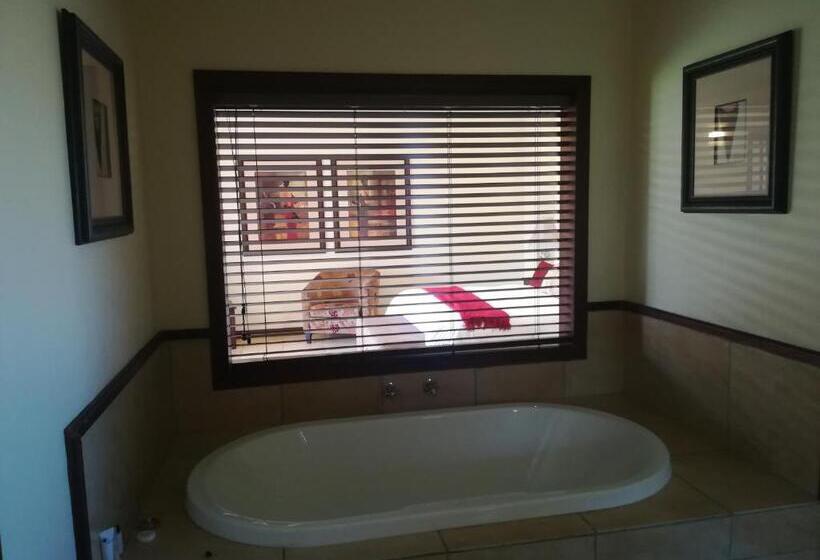 펜션 Moon And Sixpence Garden Guest House