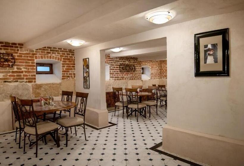 مبيت وإفطار Ana Boutique