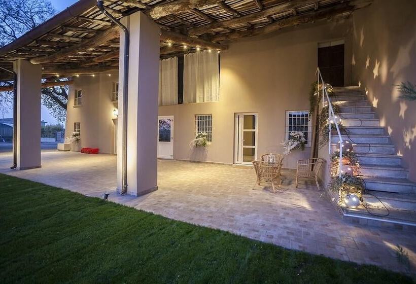 مبيت وإفطار Garda Relais Antica Romelia