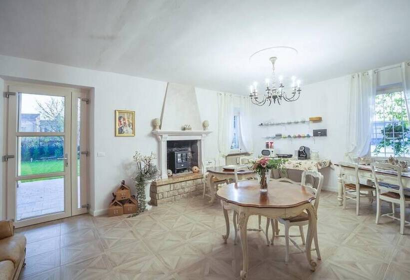 مبيت وإفطار Garda Relais Antica Romelia