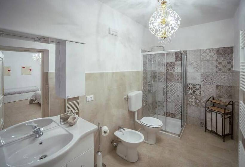 مبيت وإفطار Garda Relais Antica Romelia