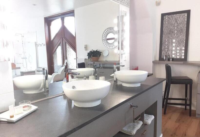 Bed and Breakfast Le Manoir De La Mantille