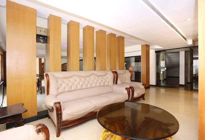 호텔 Collection O Dona Castle