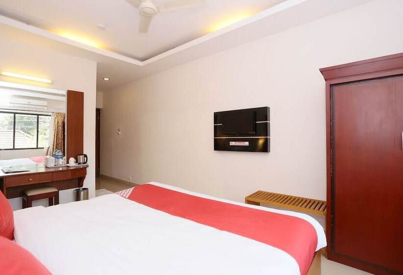 호텔 Collection O Dona Castle