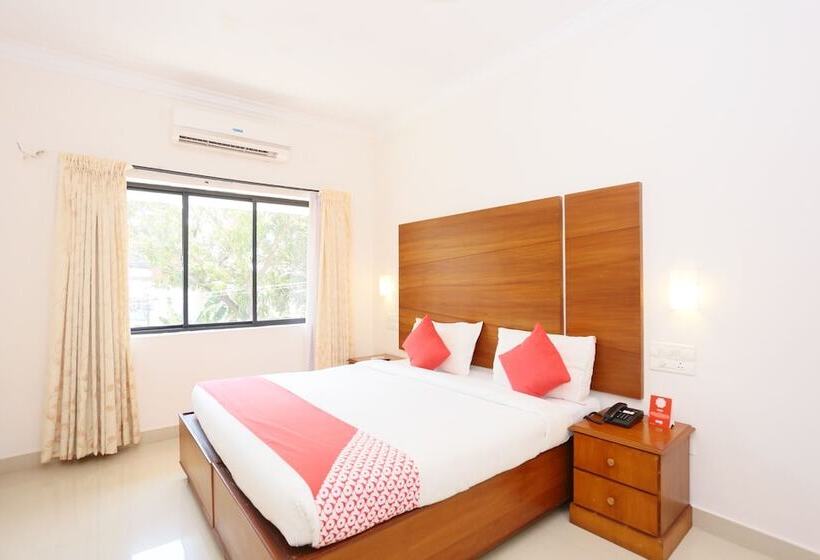 호텔 Collection O Dona Castle