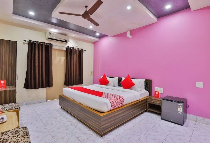 ホテル Collection O  Triveni