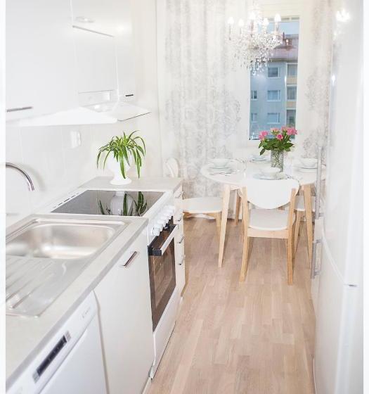 Отель Crystal Suites 1