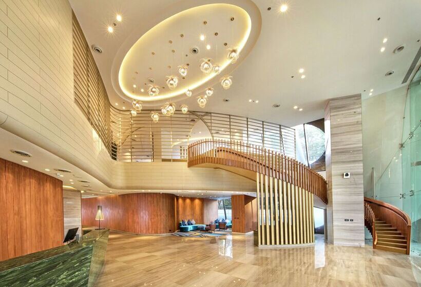 호텔 Doubletree By Hilton Ahmedabad