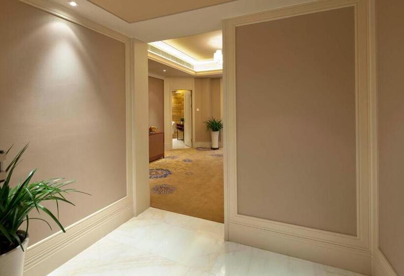 Otel Hohhot Juva Grand