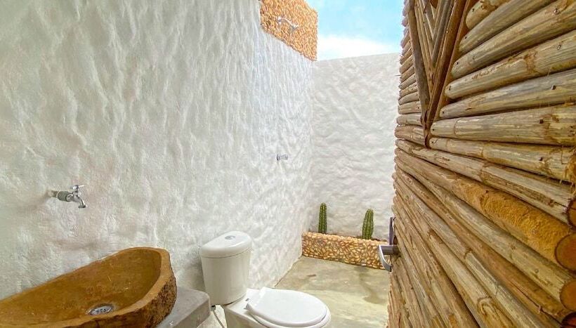 Отель On Vacation Wayira Beach