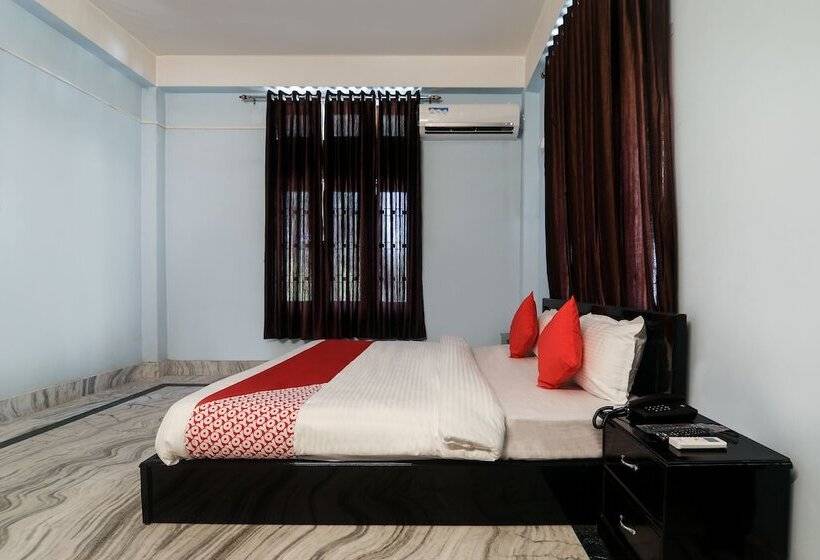 هتل Oyo 17077 Elegant Guest House