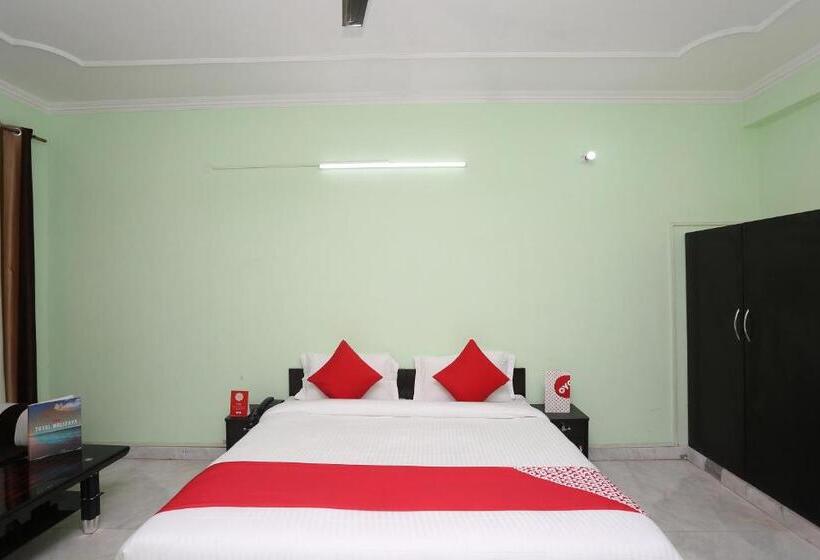 فندق Oyo 18669 Shree Palce