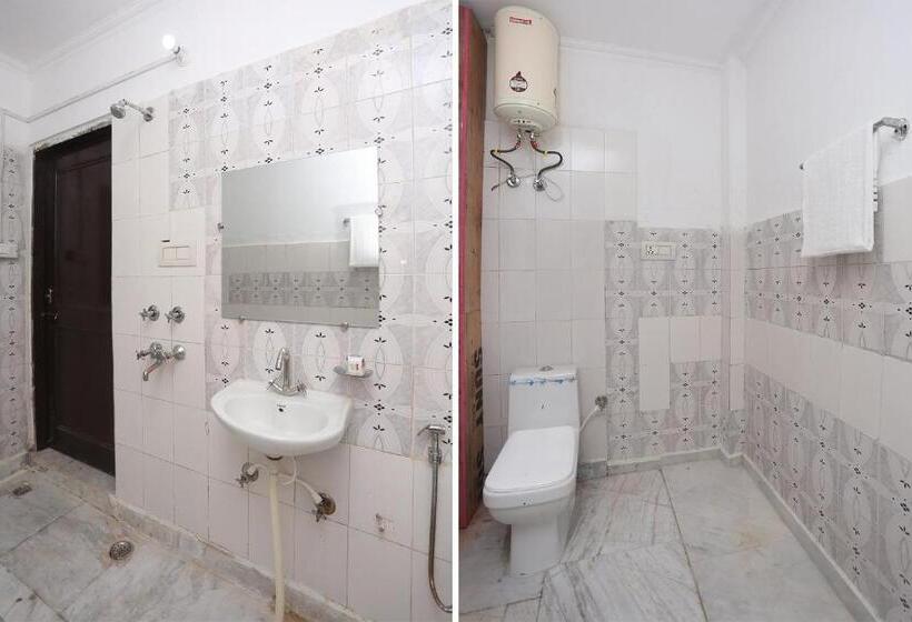 فندق Oyo 18669 Shree Palce