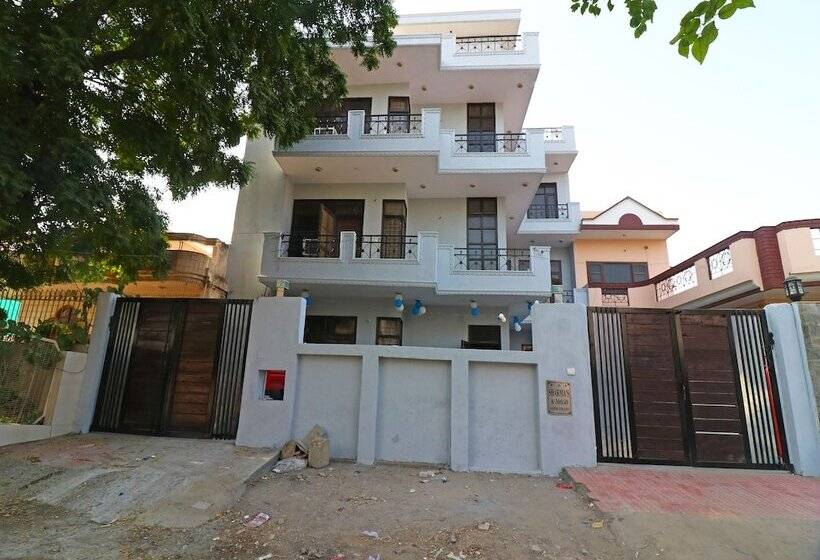 هتل Oyo 22506 Heaven Residency