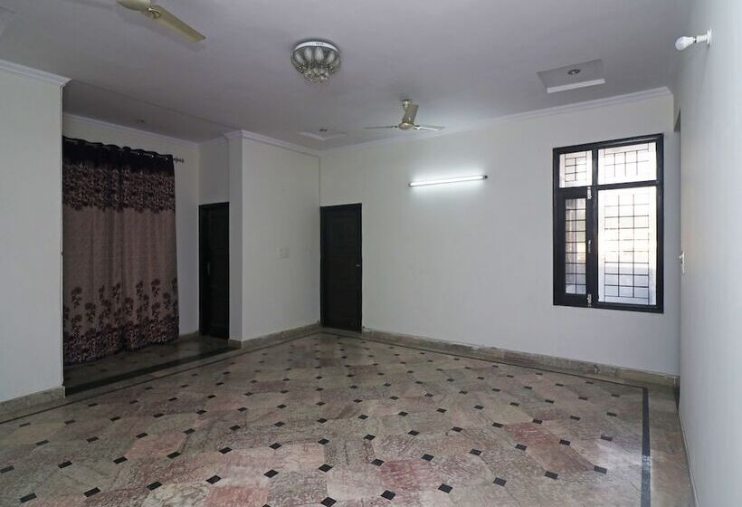 هتل Oyo 22506 Heaven Residency