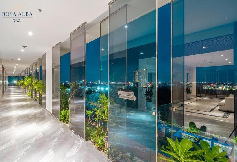 هتل Rosa Alba Resort & Villas Tuy Hoa