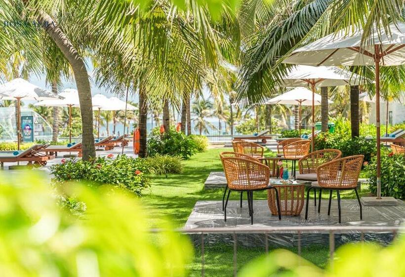 هتل Rosa Alba Resort & Villas Tuy Hoa