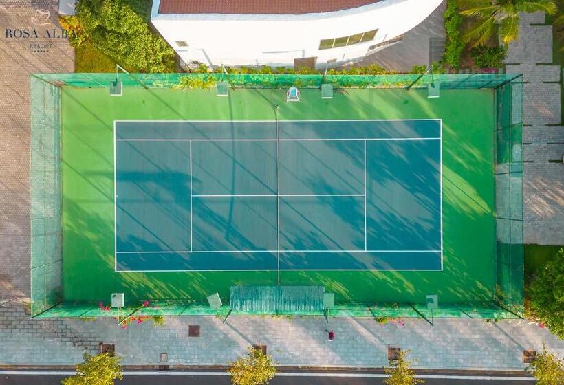 هتل Rosa Alba Resort & Villas Tuy Hoa