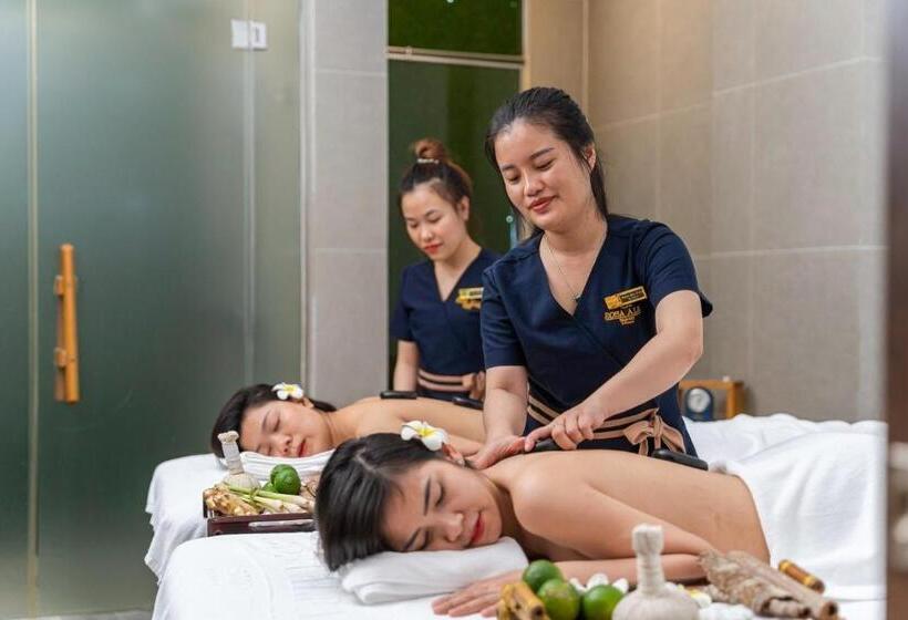 هتل Rosa Alba Resort & Villas Tuy Hoa