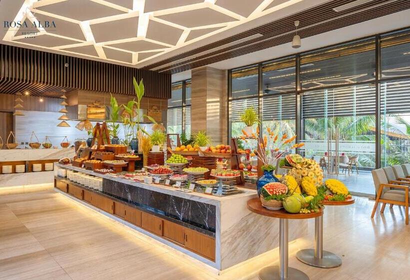 هتل Rosa Alba Resort & Villas Tuy Hoa