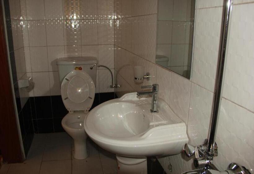 هتل Saltek Forest Cottages