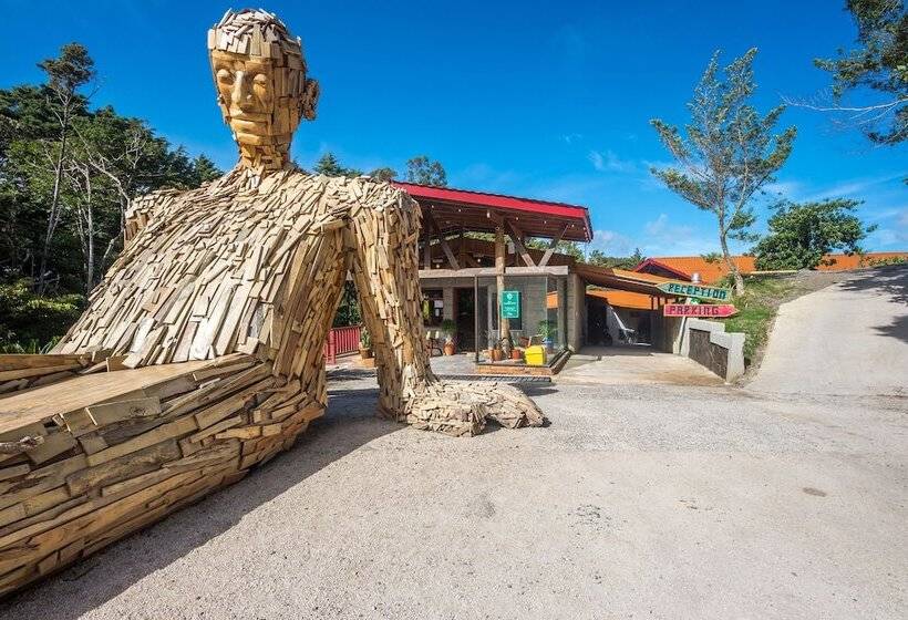 Отель Selina Monteverde