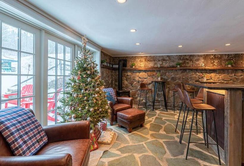 فندق The Barnstead Inn