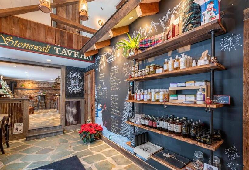 فندق The Barnstead Inn