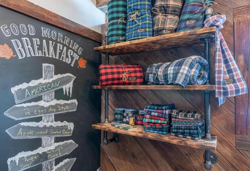 فندق The Barnstead Inn