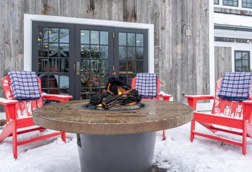 فندق The Barnstead Inn