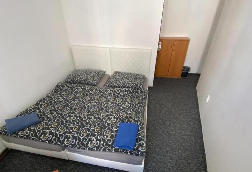 فندق U Betty   Ostrava Centrum