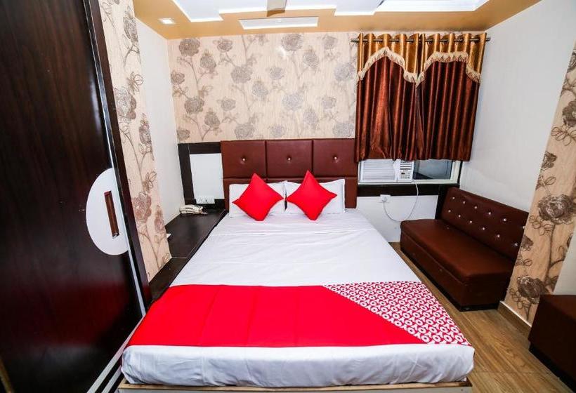 Collection O Hotel Sharda