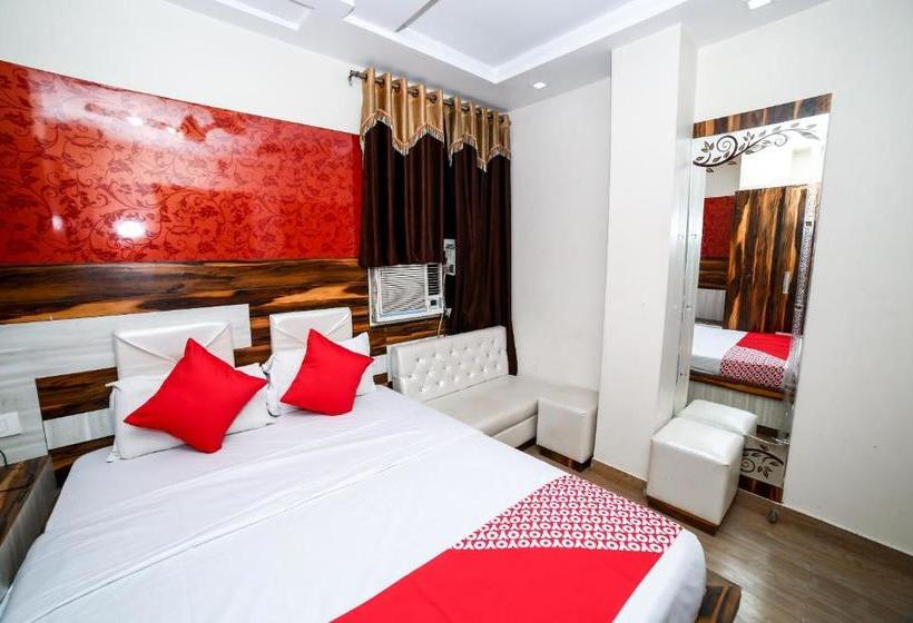 Collection O Hotel Sharda