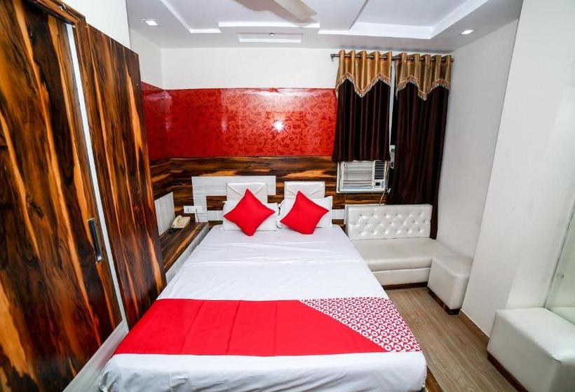 Collection O Hotel Sharda