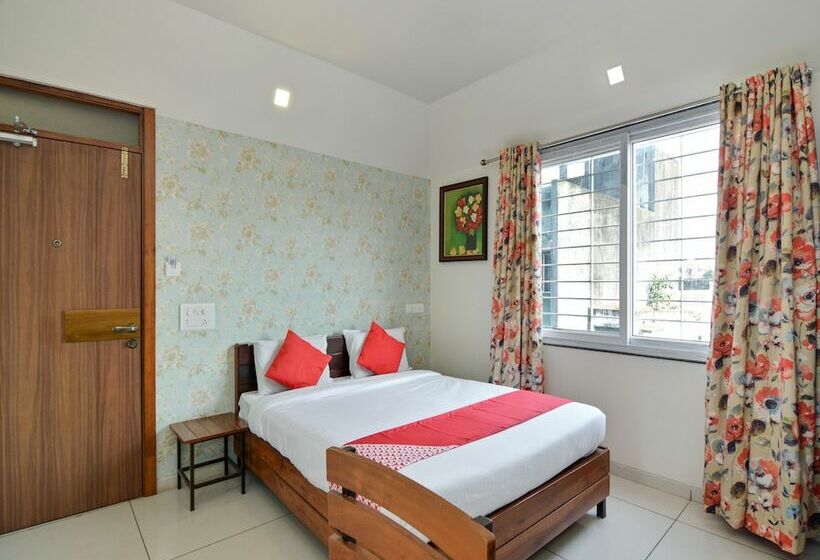Oyo 22827 Hotel Prafulla
