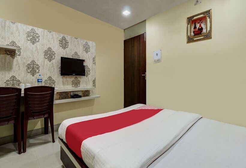 Oyo 4283 Hotel Satguru